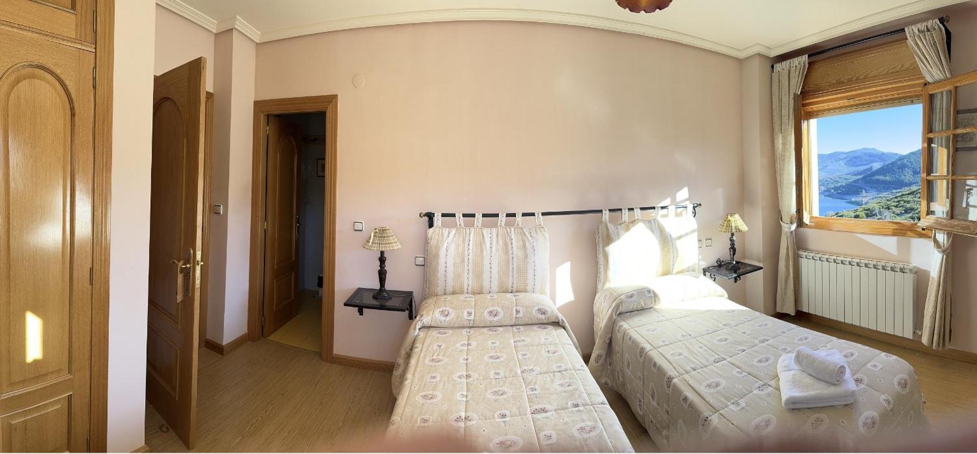 Hotel Pico Espiguete Alba de los Cardaños 외부 사진